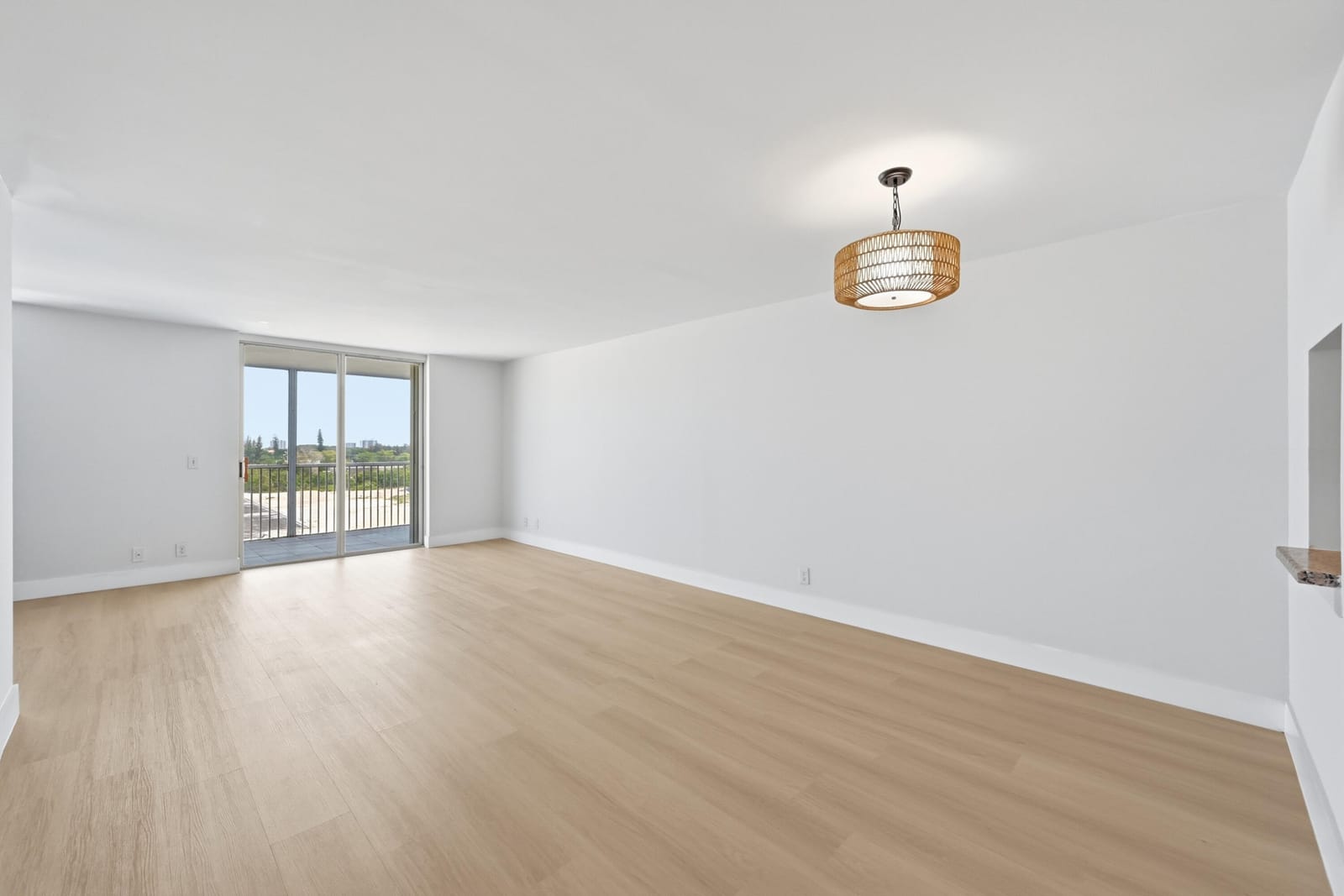 5700 NW 2nd Avenue 604, Boca Raton, FL 33487 photo 4