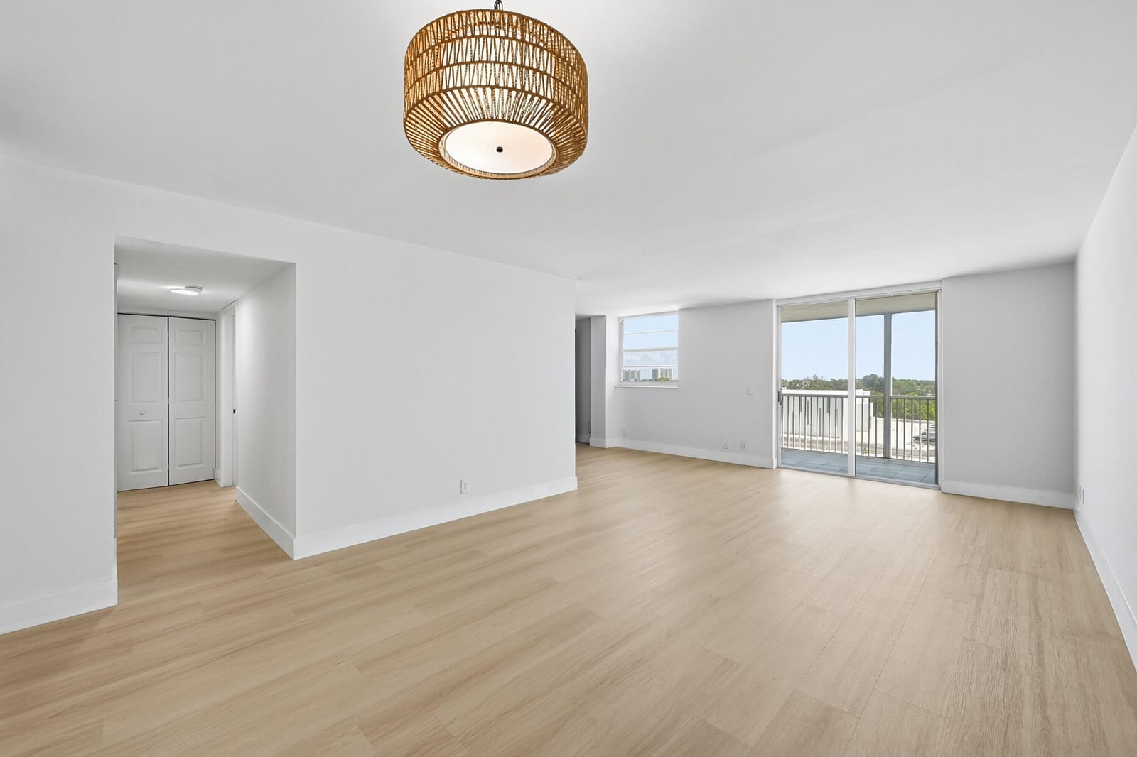 5700 NW 2nd Avenue 604, Boca Raton, FL 33487 photo 5