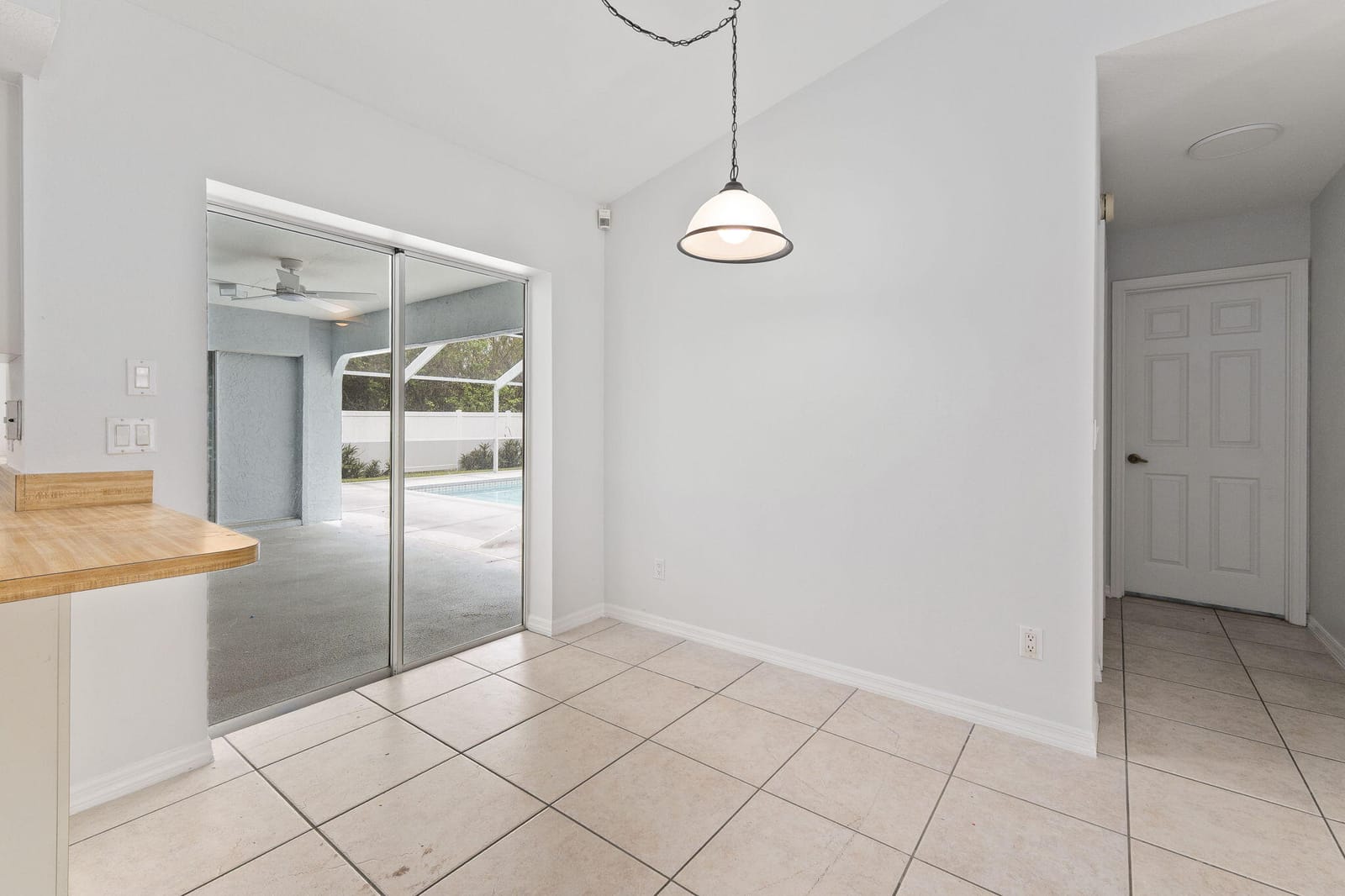 2452 SW Fair Isle Road — photo 4