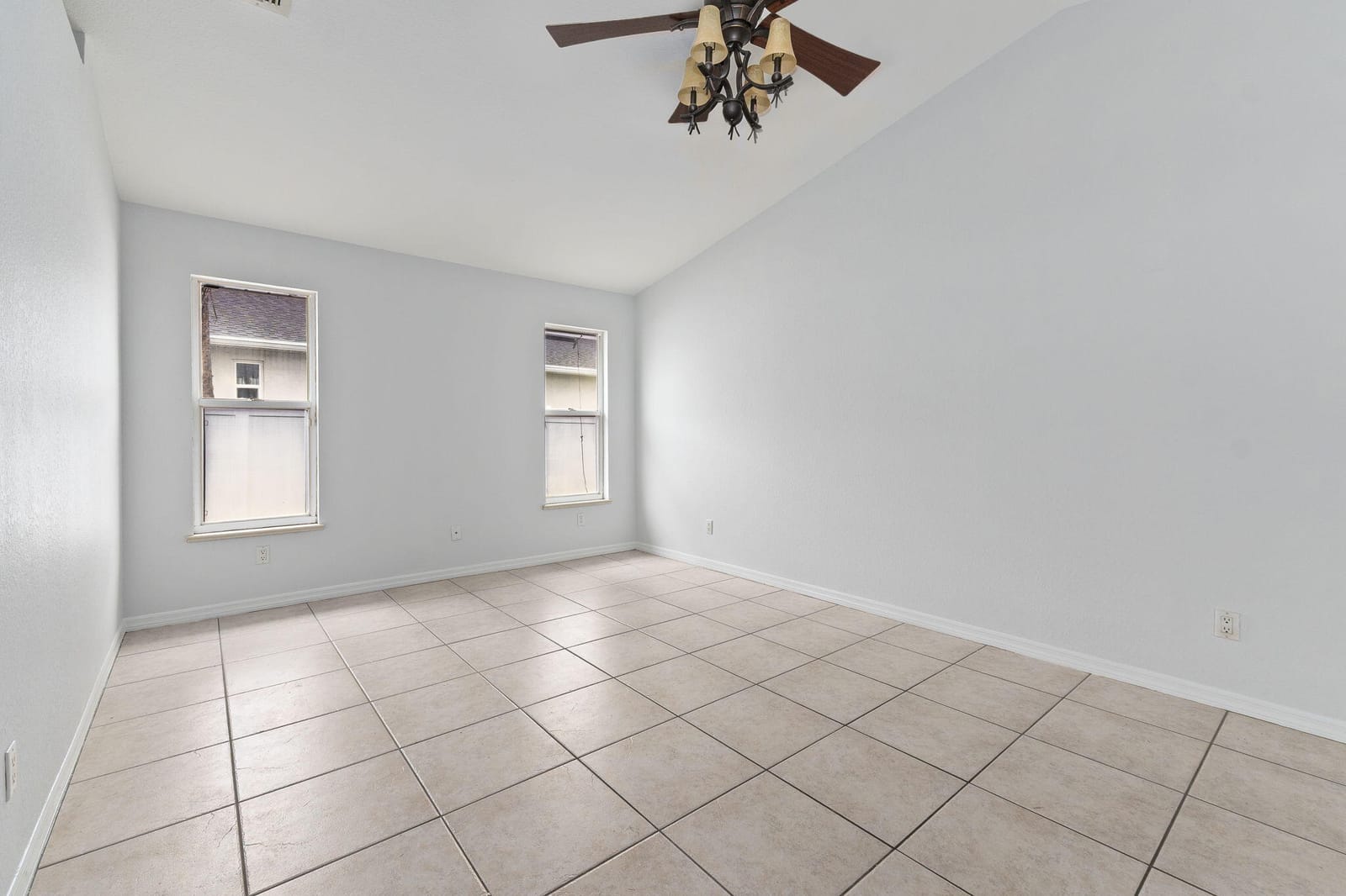 2452 SW Fair Isle Road — photo 6