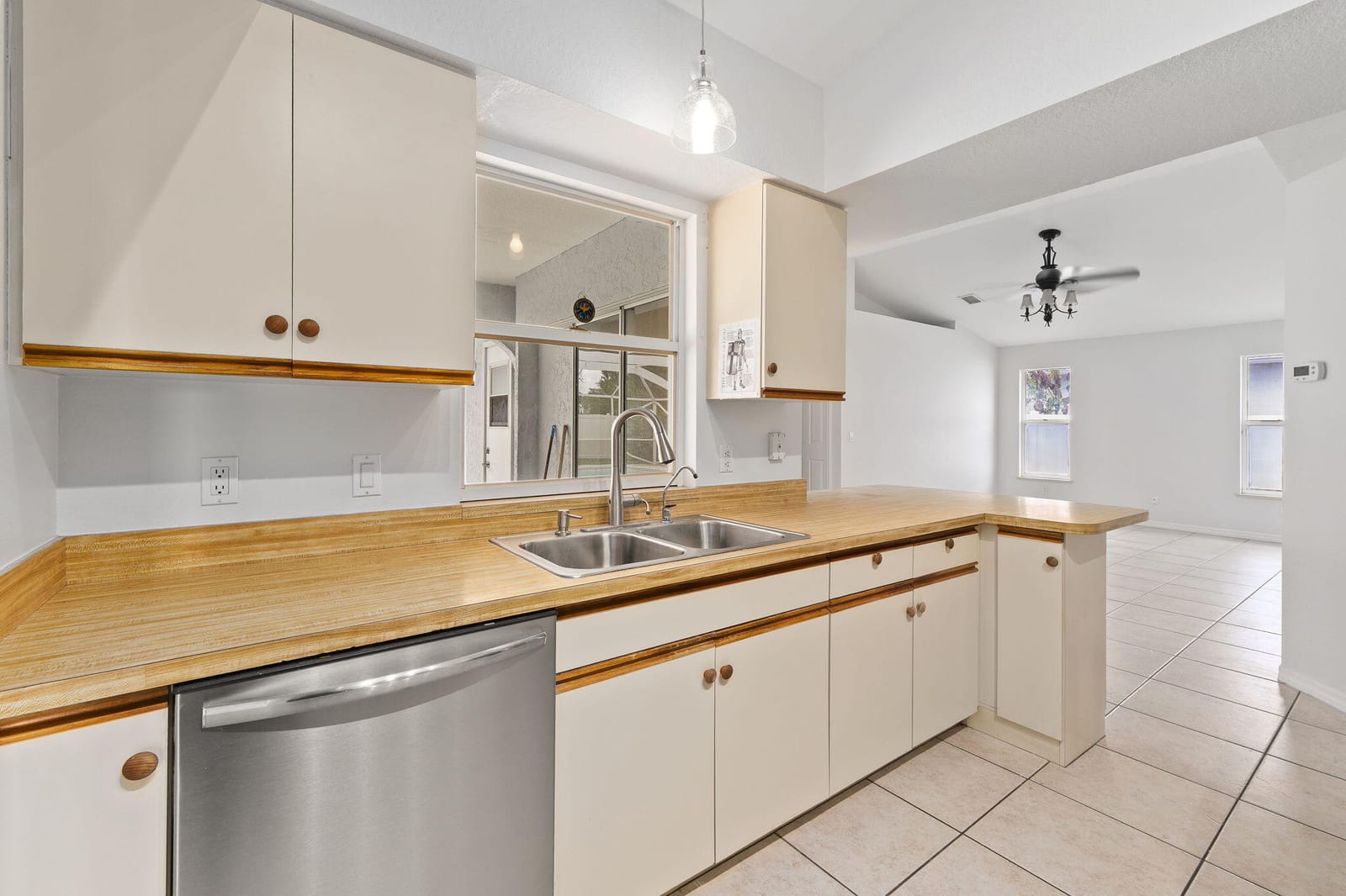 2452 SW Fair Isle Road — photo 7