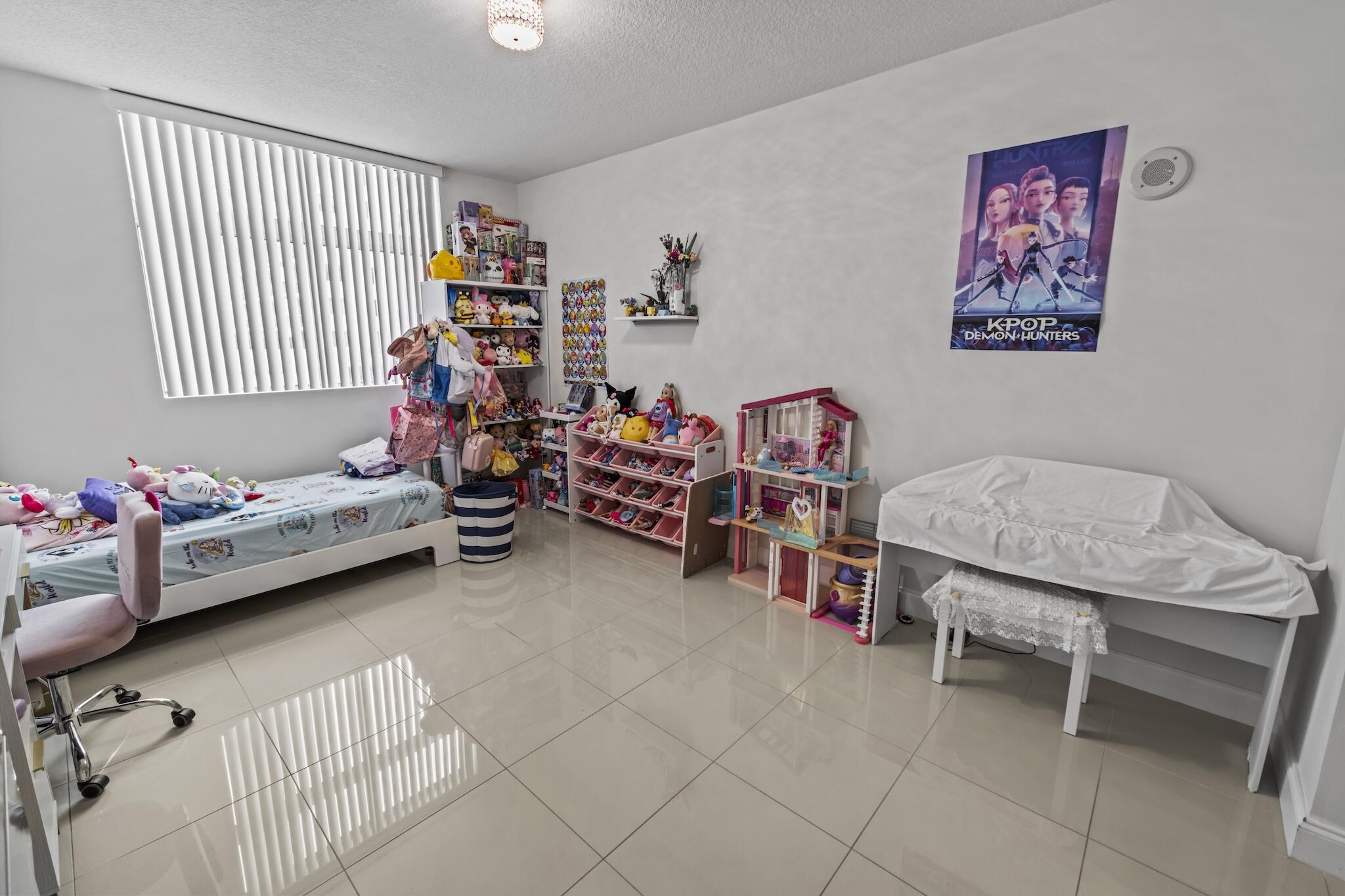 140 S Dixie Highway 512, Hollywood, FL 33020, Hollywood