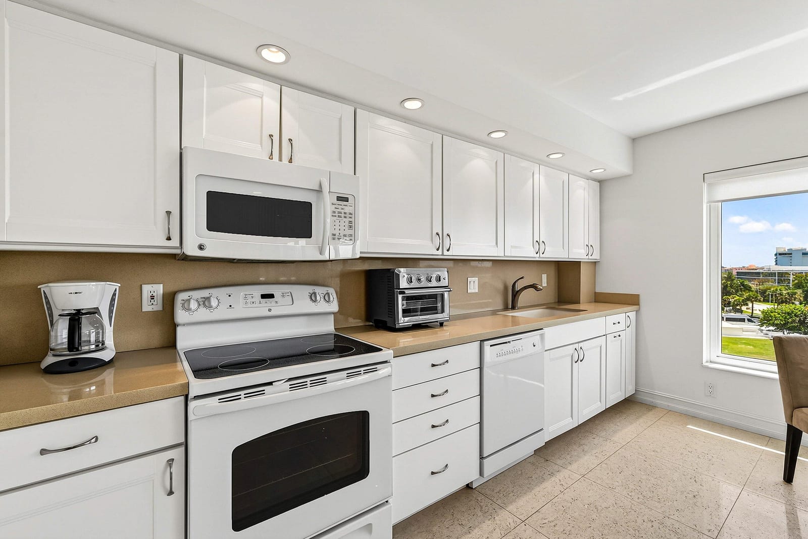 600 S Ocean Boulevard 504 — photo 11