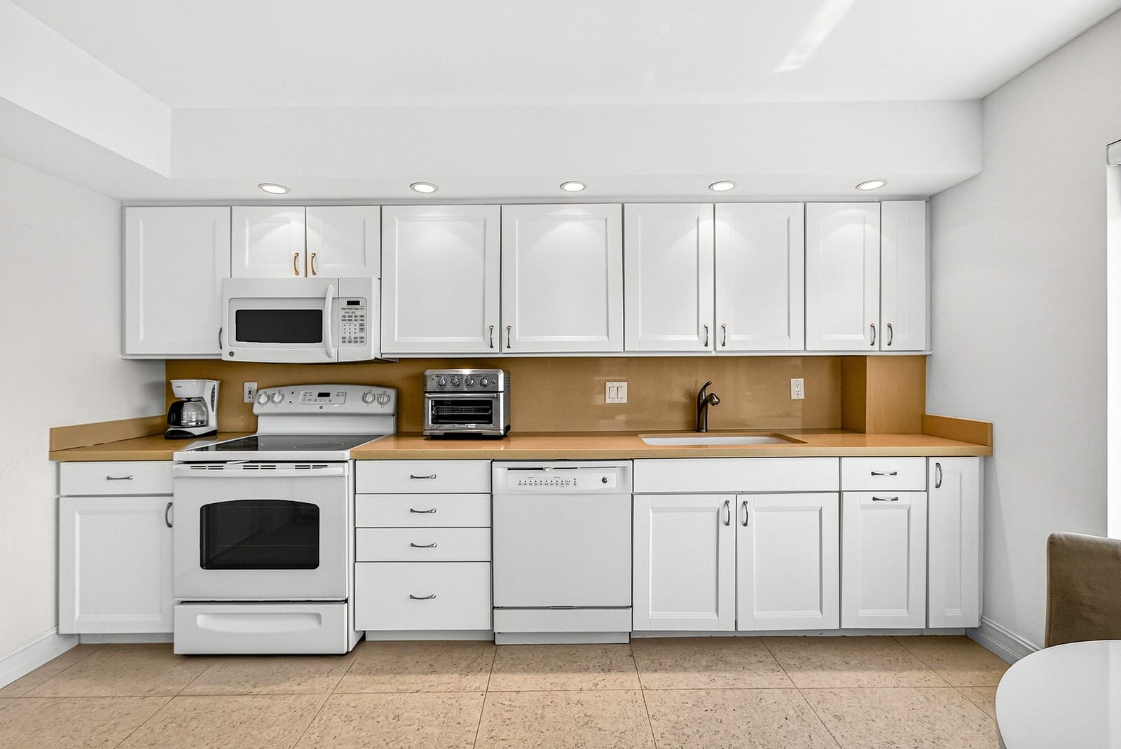 600 S Ocean Boulevard 504 — photo 12
