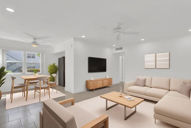 172 Norwich H, sold in Norwich Condo, West Palm Beach, FL