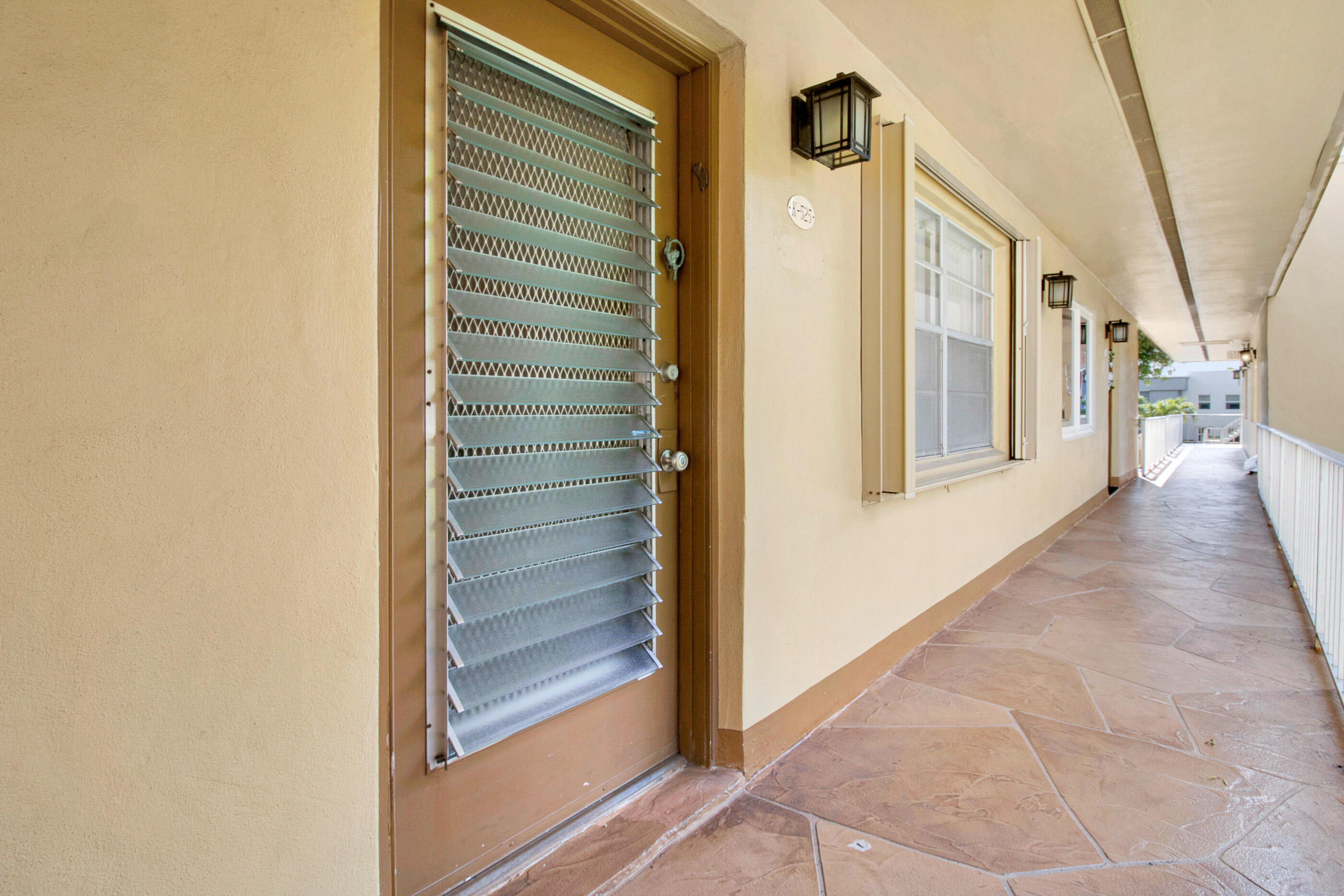 525 Capri K, Delray Beach, FL 33484 photo 18