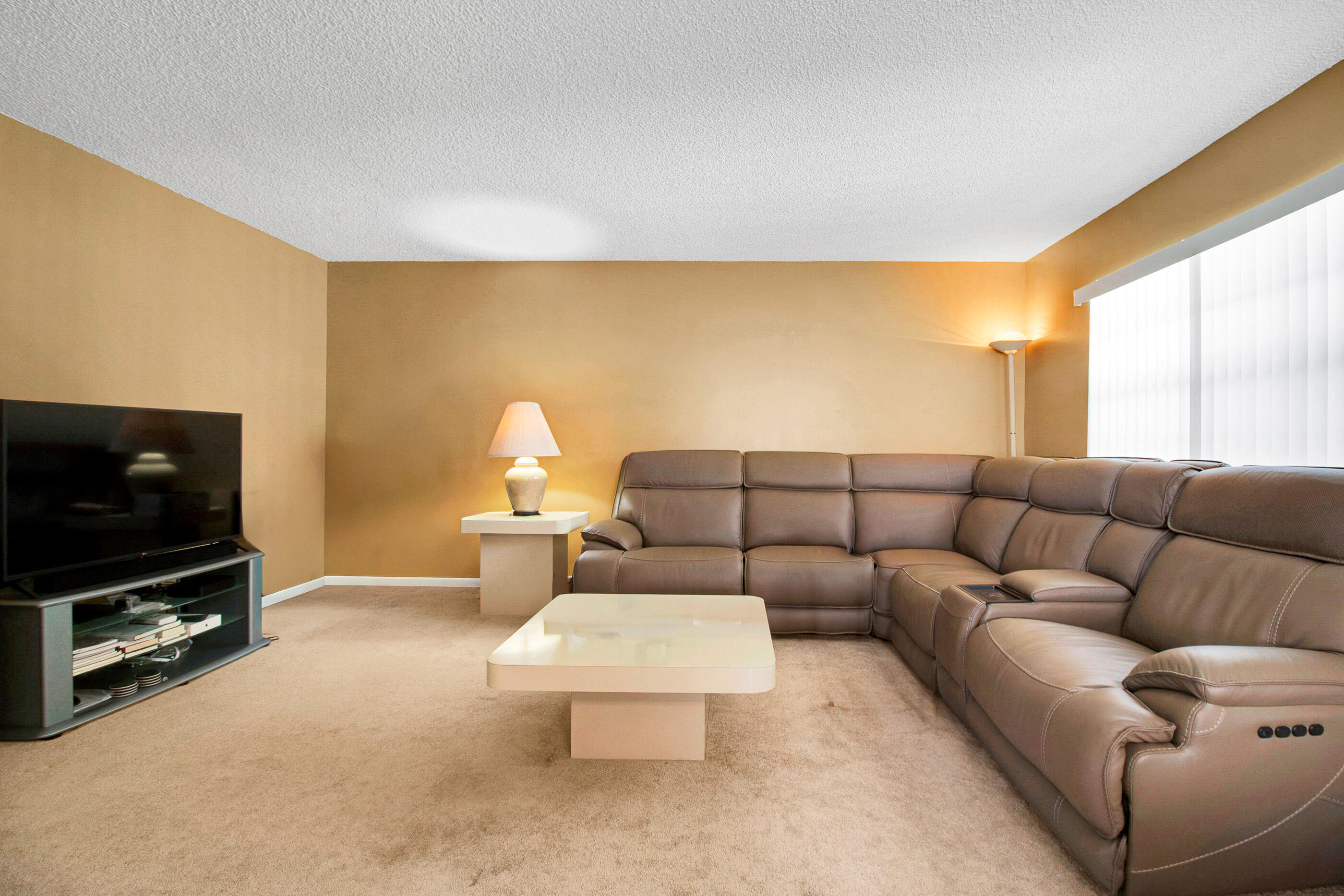 525 Capri K, Delray Beach, FL 33484 photo 4