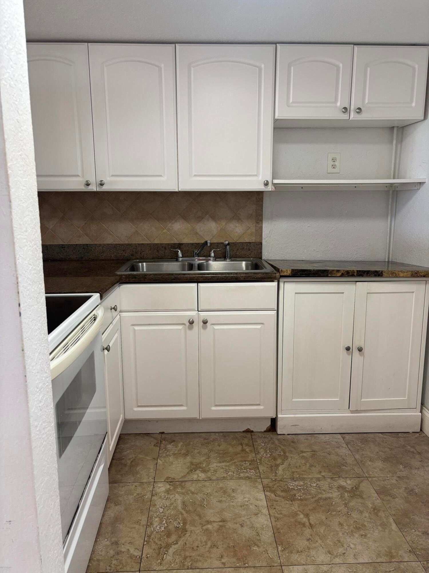 3010 Marcos Drive R111 — photo 4