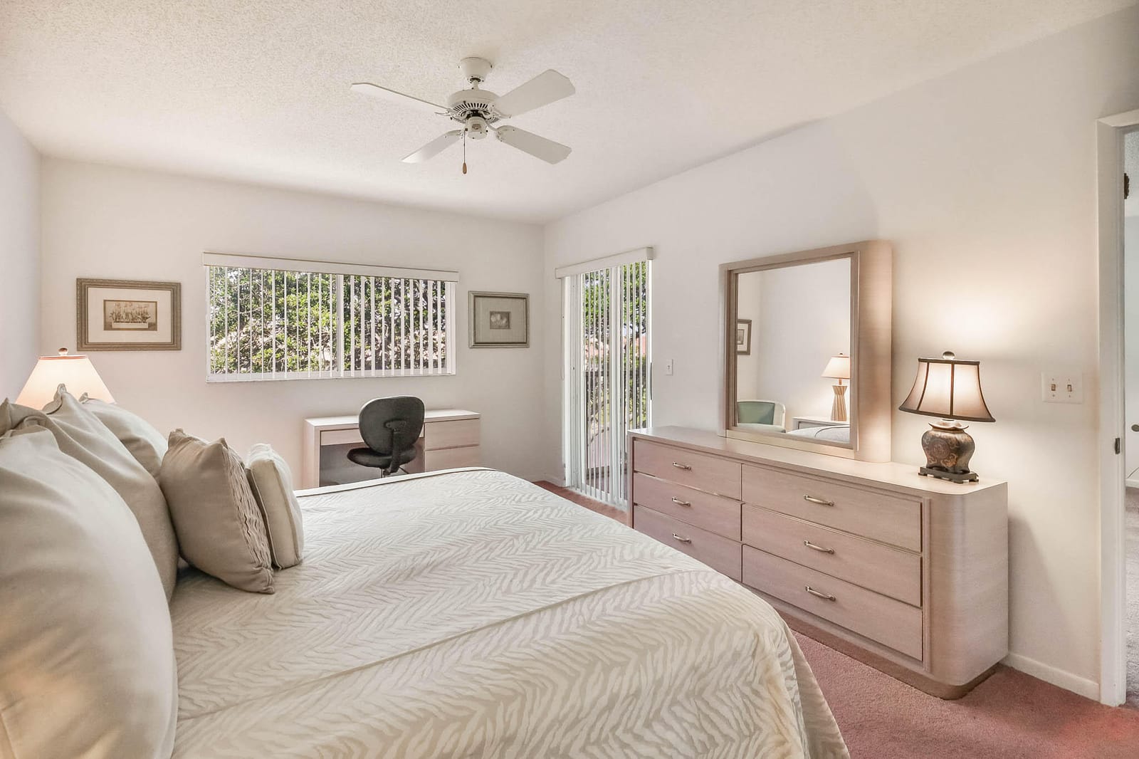 4735 E Lucerne Lakes Blvd E 308, Lake Worth, FL 33467 photo 9