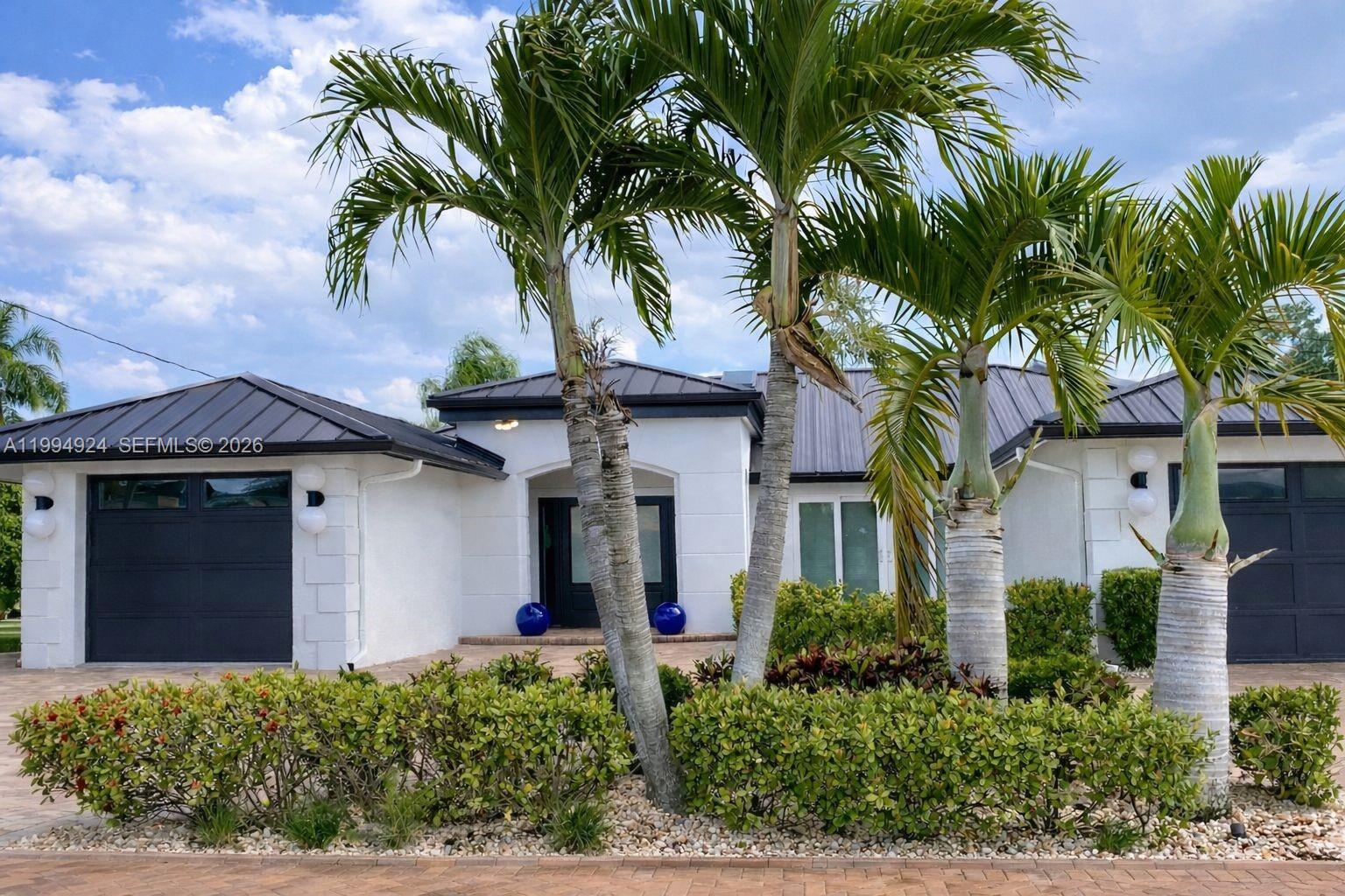 808 SW 52nd Street