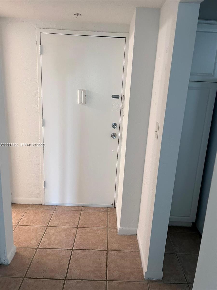 19380 Collins Avenue 319 — photo 7