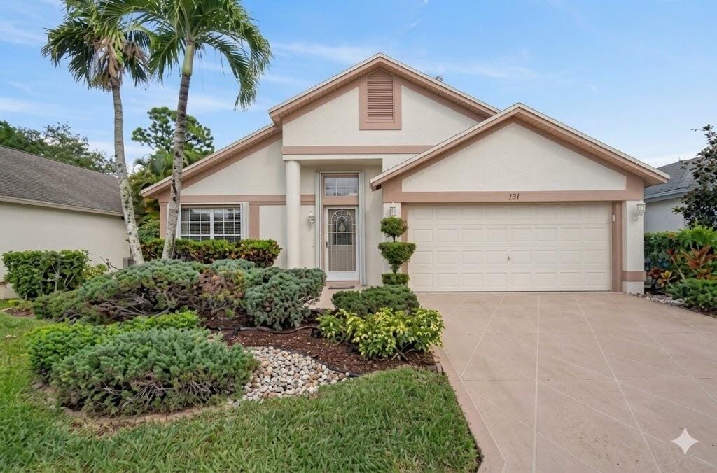 131 Hammocks Court, Greenacres, FL 33413