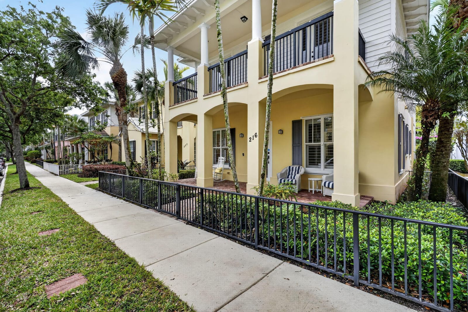 216 W Bay Cedar Circle, Jupiter, FL 33458 photo 1