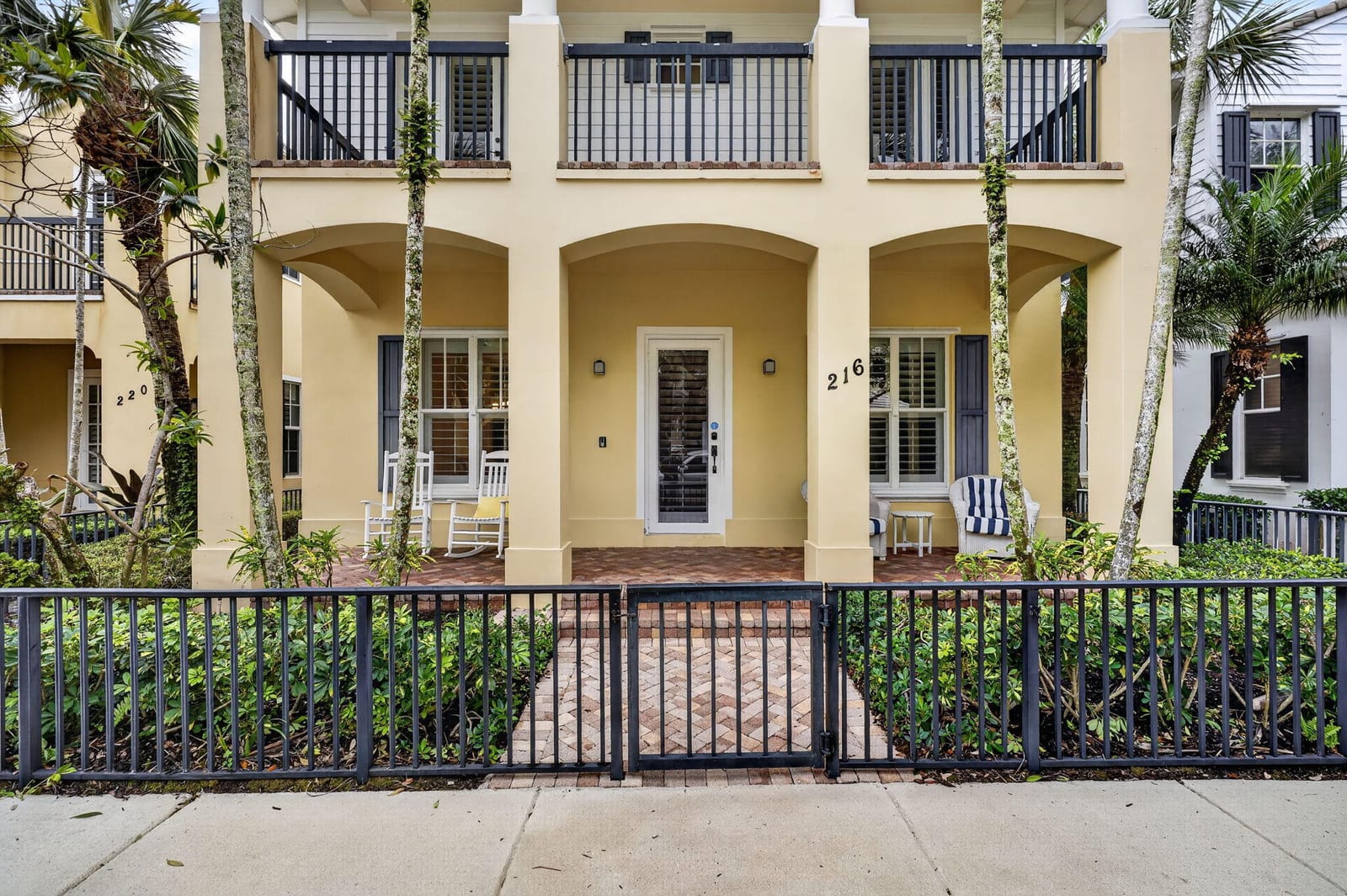 216 W Bay Cedar Circle, Jupiter, FL 33458 photo 2
