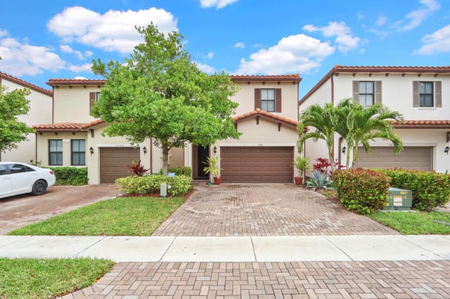 3010 King Palm Way, sold in Mediterranea, Riviera Beach, FL