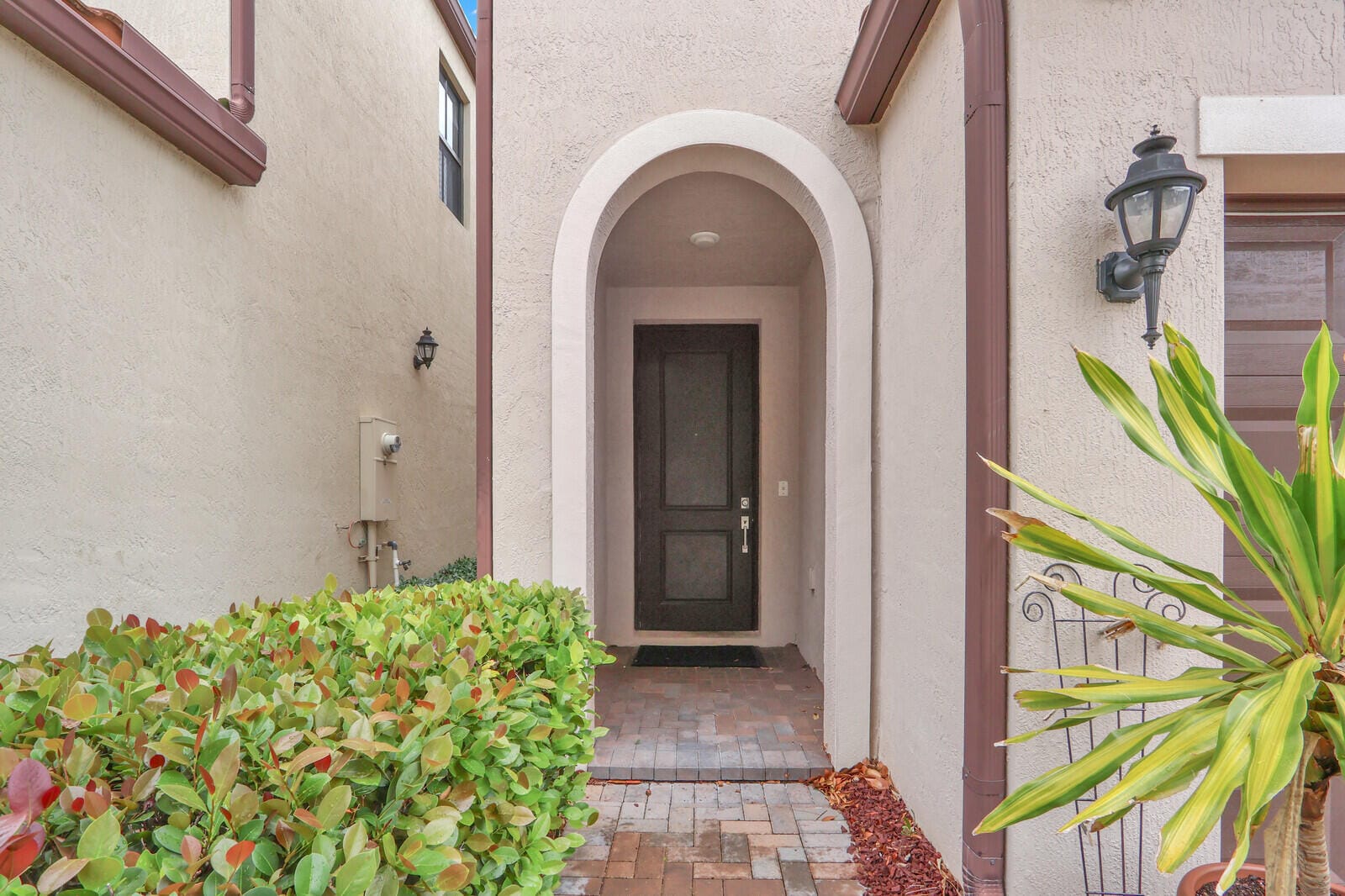 3010 King Palm Way, Riviera Beach, FL 33410 photo 2