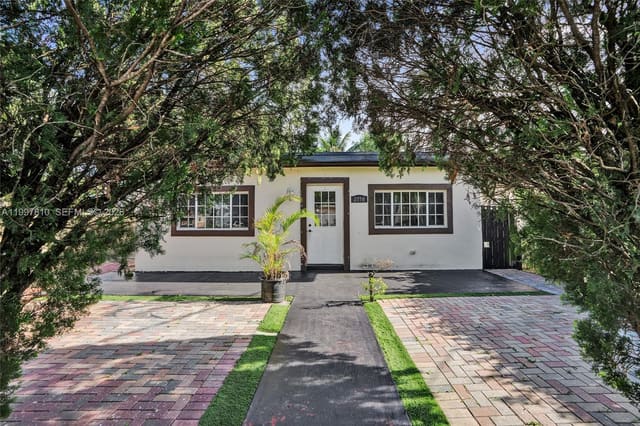 2158 NW 100th Street, sold in Woodland Addn, Miami, FL