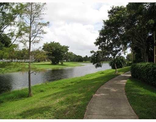 4441 W Mcnab Road 30, Pompano Beach, FL 33069 photo 1