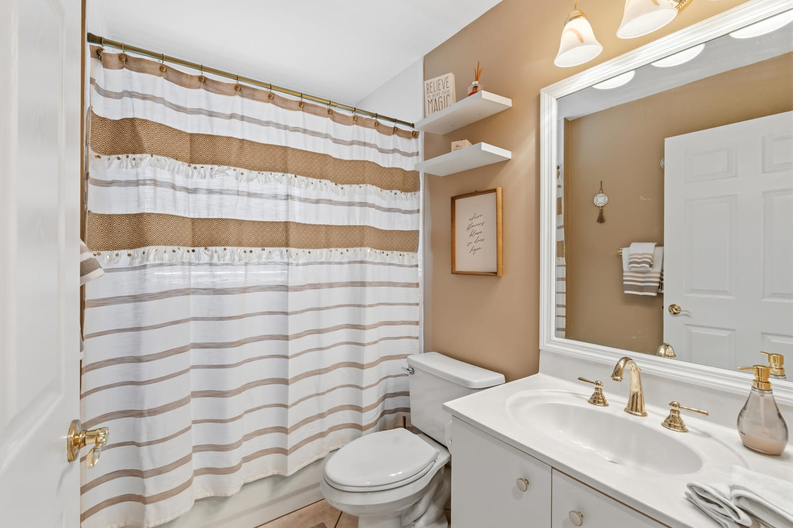 10864 Royal Caribbean Circle, Boynton Beach, FL 33437 photo 13