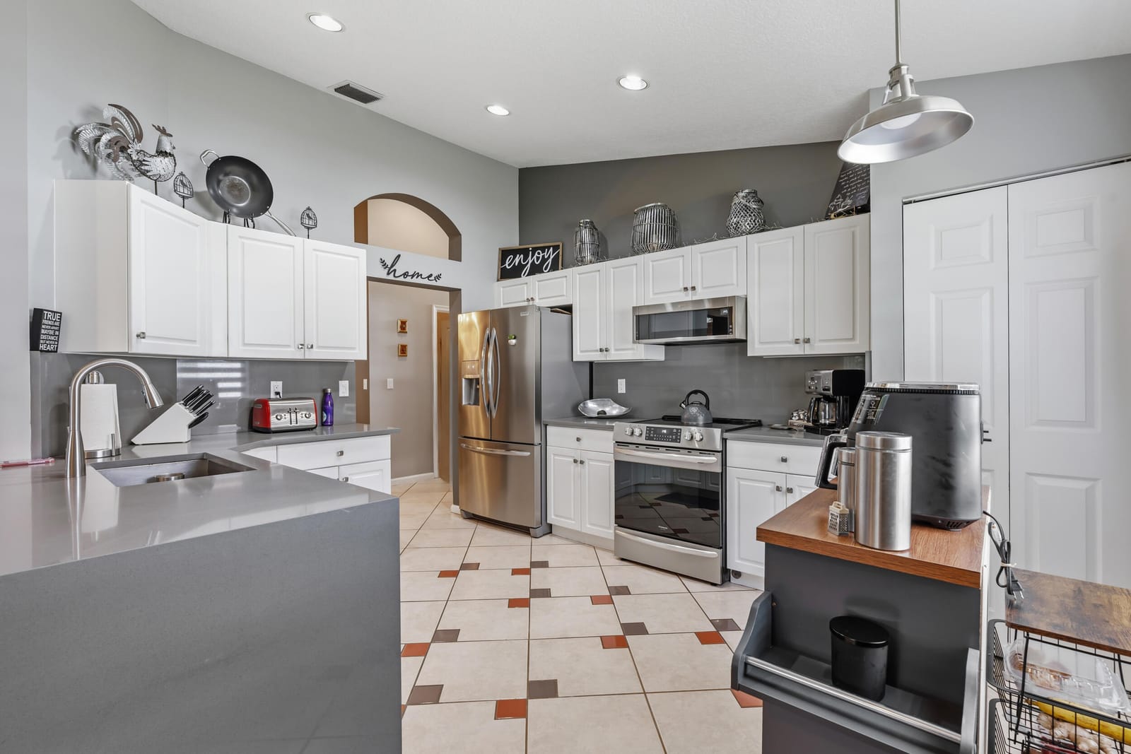 10864 Royal Caribbean Circle, Boynton Beach, FL 33437 photo 4