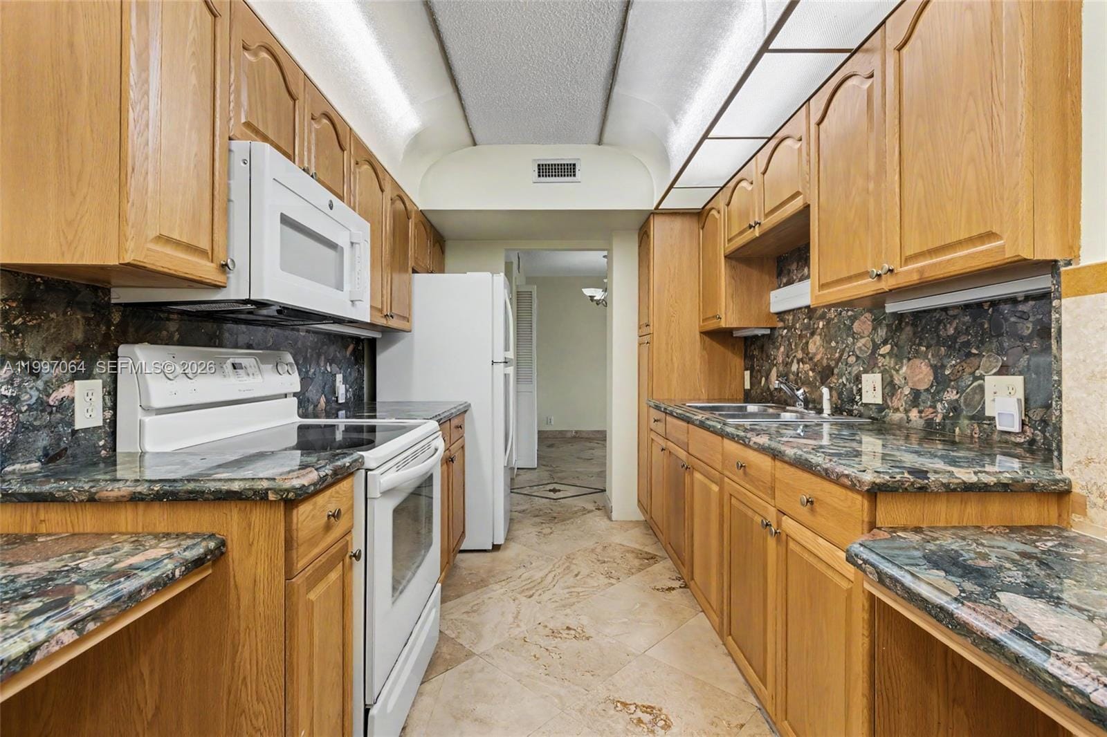 4200 Hillcrest Drive 408, Hollywood, FL 33021 photo 2