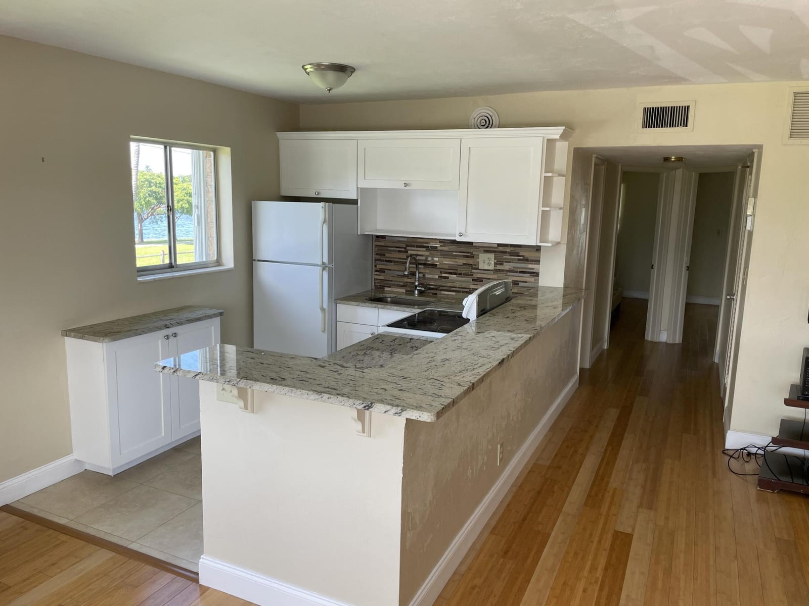 2020 Lake Osborne Drive 11 — photo 6