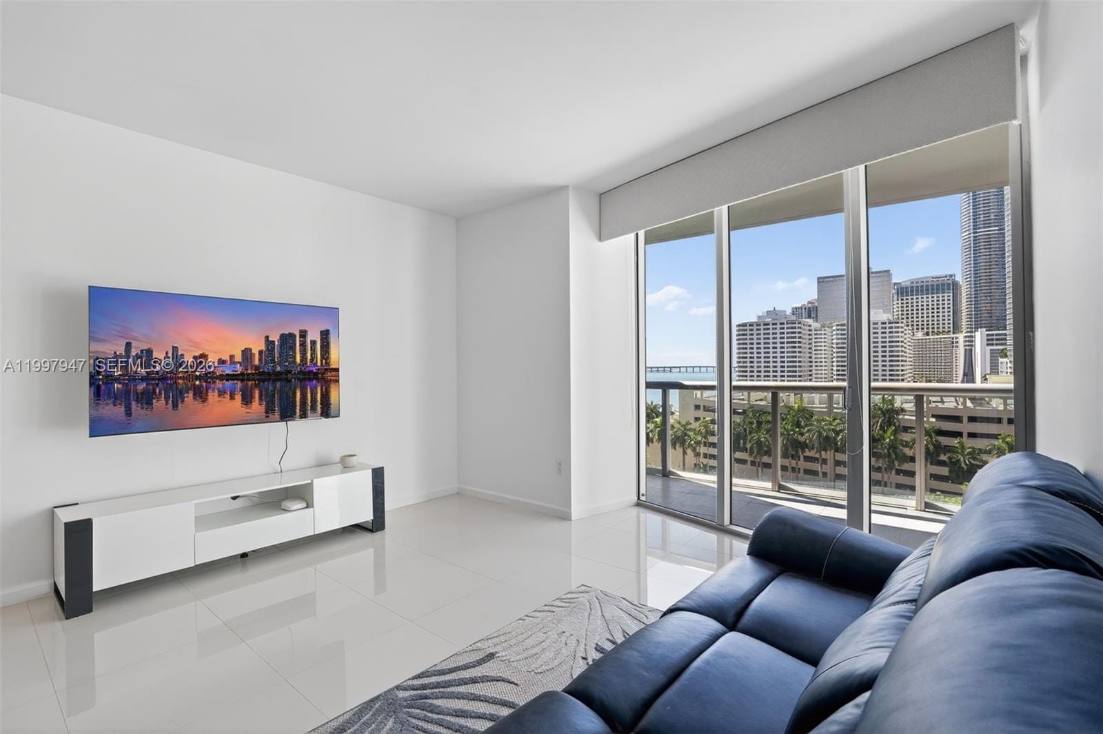 495 Brickell Avenue 1007 — photo 4