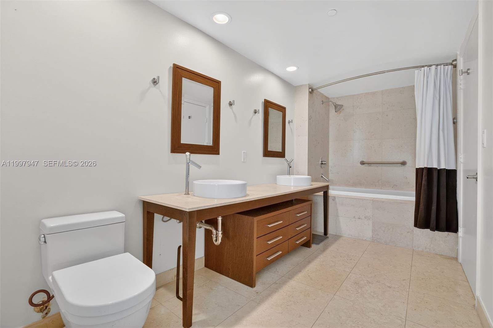495 Brickell Avenue 1007 — photo 7