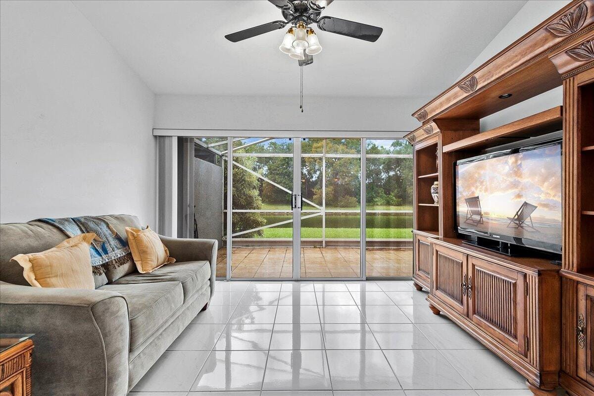 7771 Majestic Palm Drive, Boynton Beach, FL 33437 photo 12