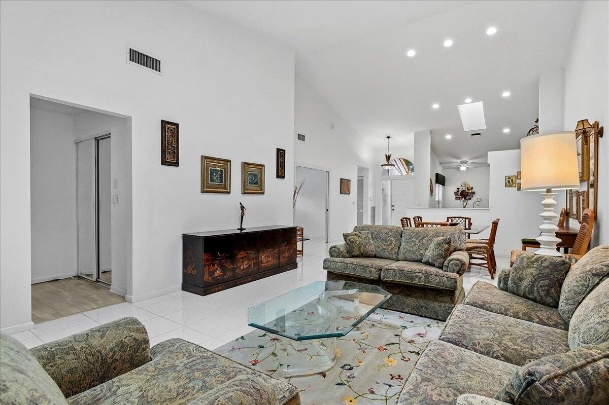 7771 Majestic Palm Drive, Boynton Beach, FL 33437 photo 10