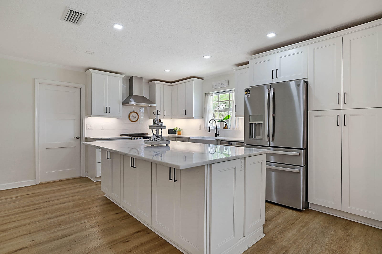 711 Warren Drive, Jupiter, FL 33458 photo 15