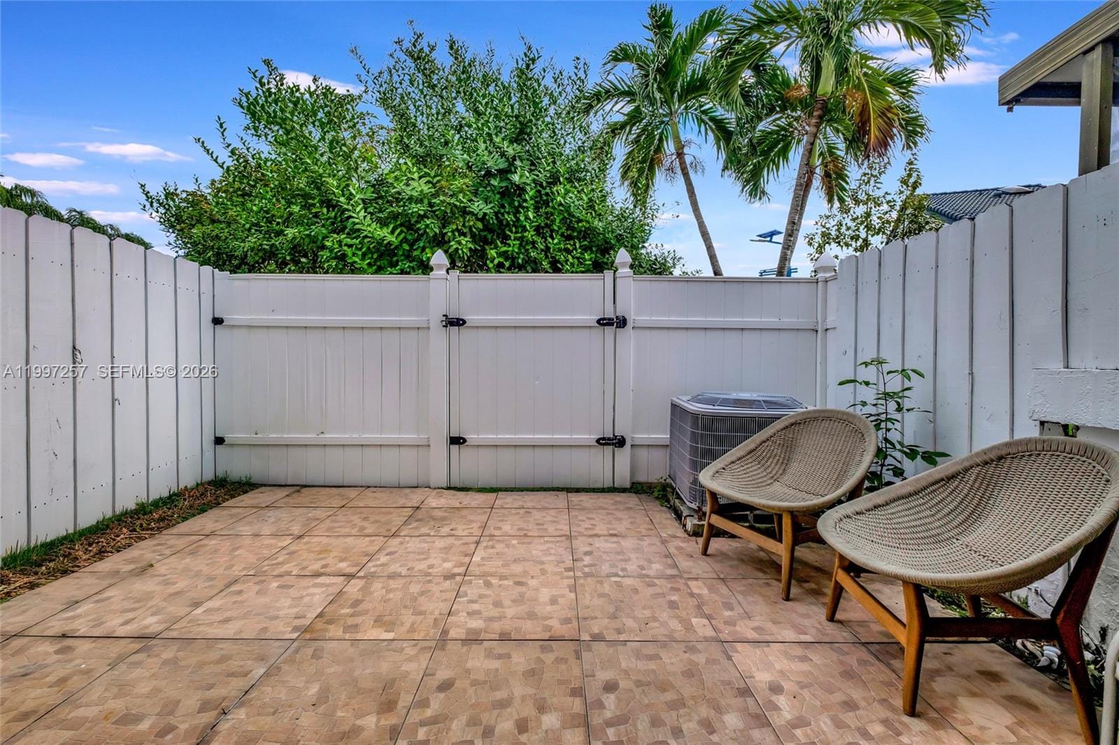 21300 San Simeon Way K2, Miami, FL 33179 photo 22
