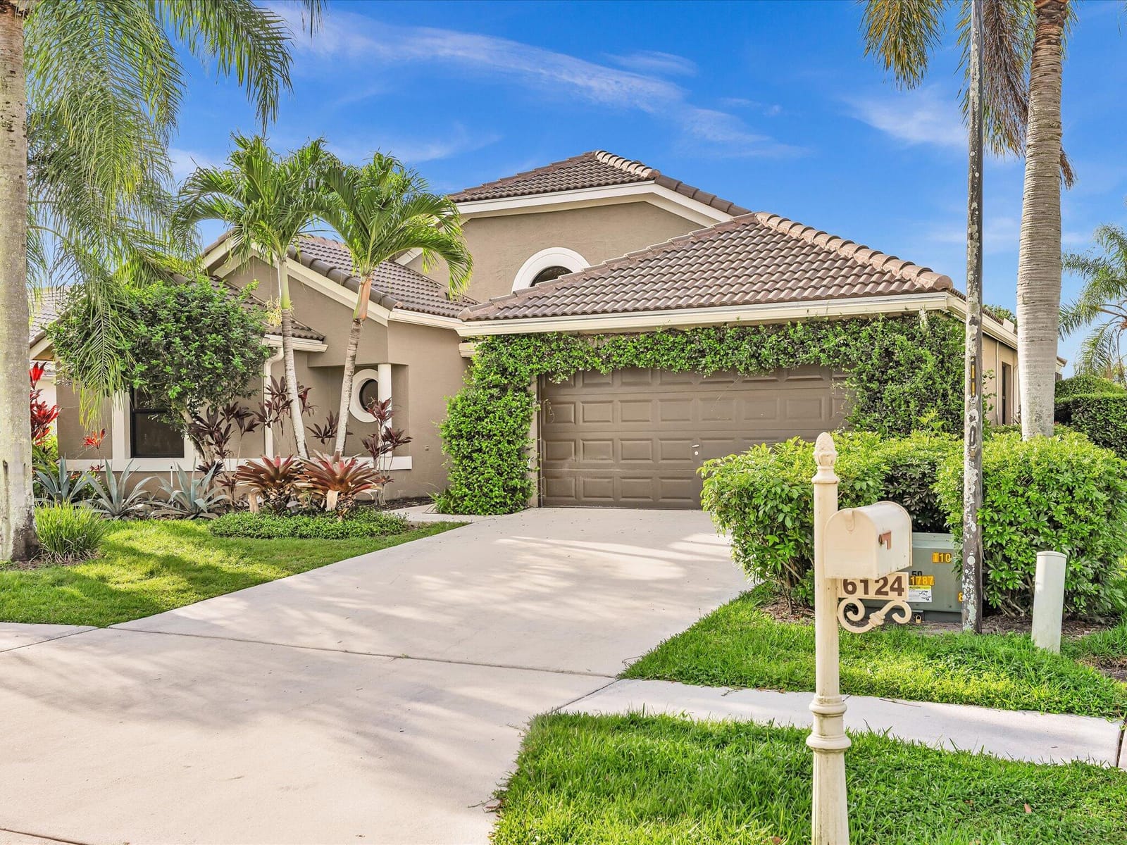 6124 Royal Birkdale Drive, Lake Worth, FL 33463 photo 3