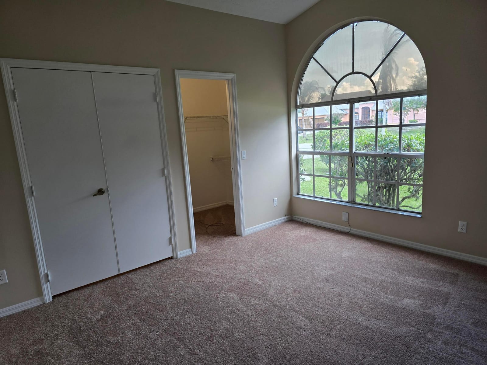 2601 SE Creston Lane — photo 2