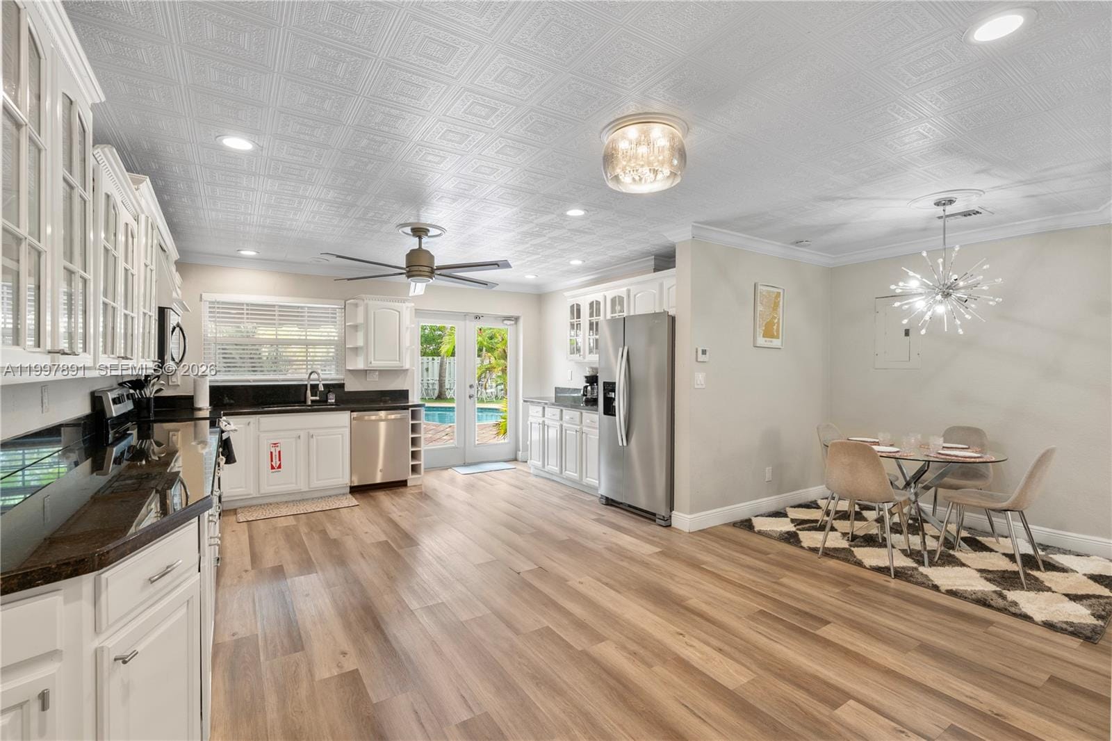 1652 NE 39th Street — photo 10