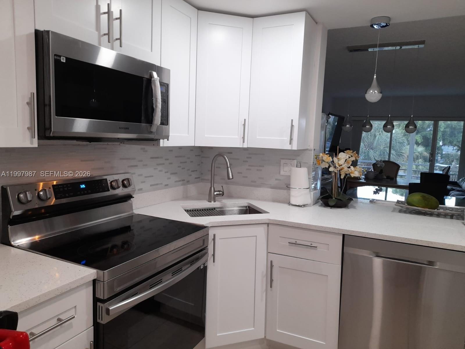 1541 S Ocean Boulevard 318 — photo 8