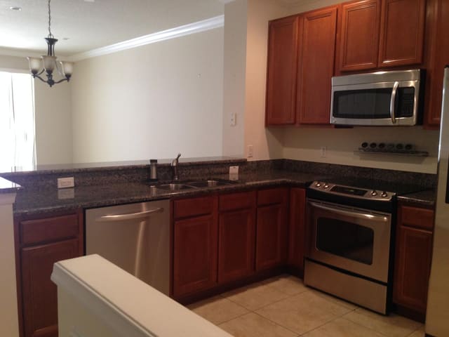 9680 Lago Drive 9680, Boynton Beach, FL 33472