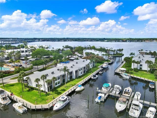 1950 SW Palm City Road 10201, Circle Bay Yacht Club, Stuart, FL
