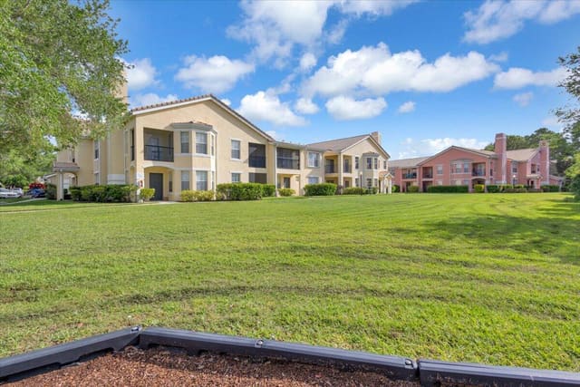 120 SW Peacock Boulevard 11-101, Port St. Lucie, FL 34986