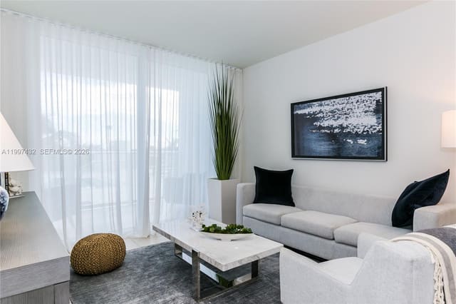 401 N Birch Road 404, Fort Lauderdale, FL 33304