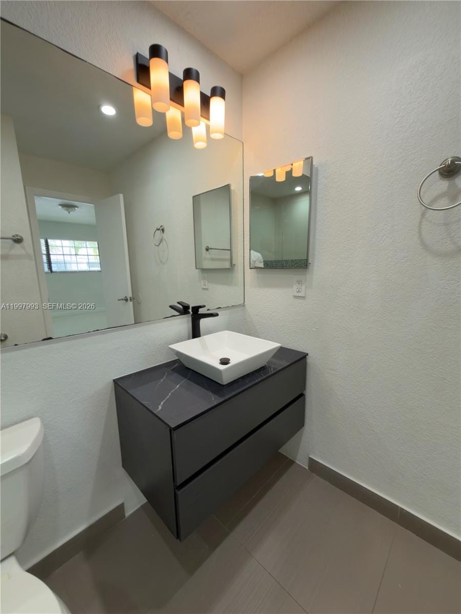 907 NE 199th Street 204, Miami, FL 33179 photo 20