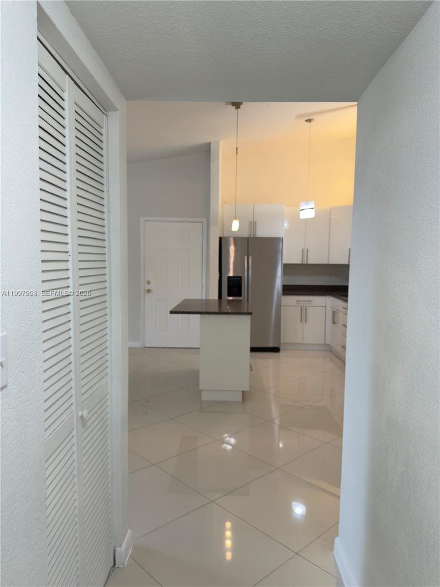 907 NE 199th Street 204 — photo 3