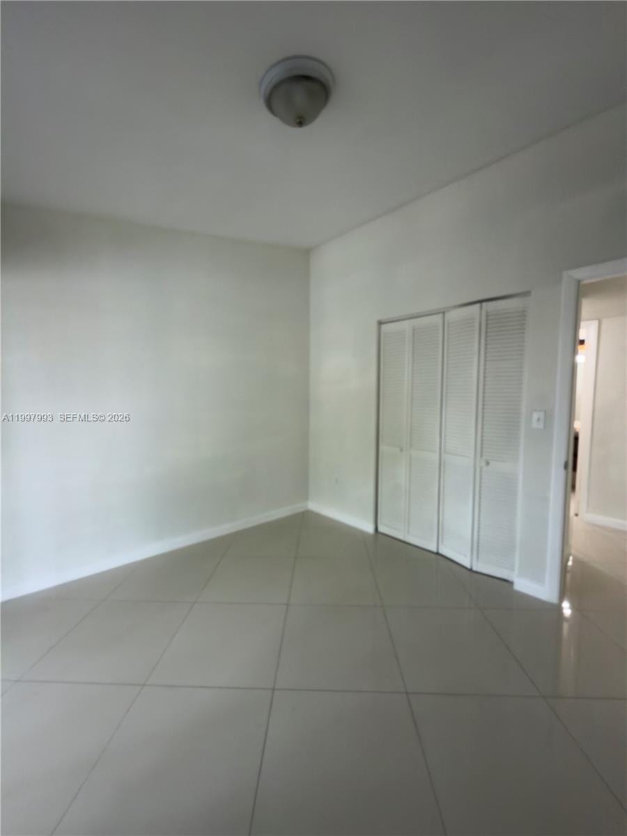 907 NE 199th Street 204, Miami, FL 33179 photo 27