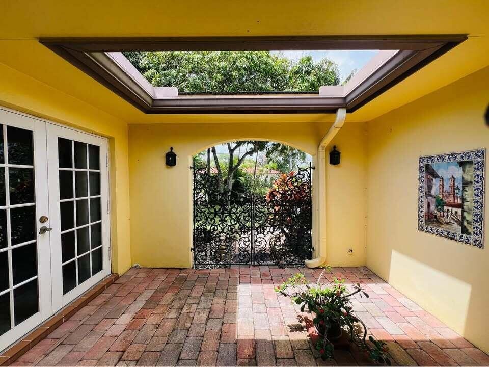 7834 Edgewater Drive — photo 5