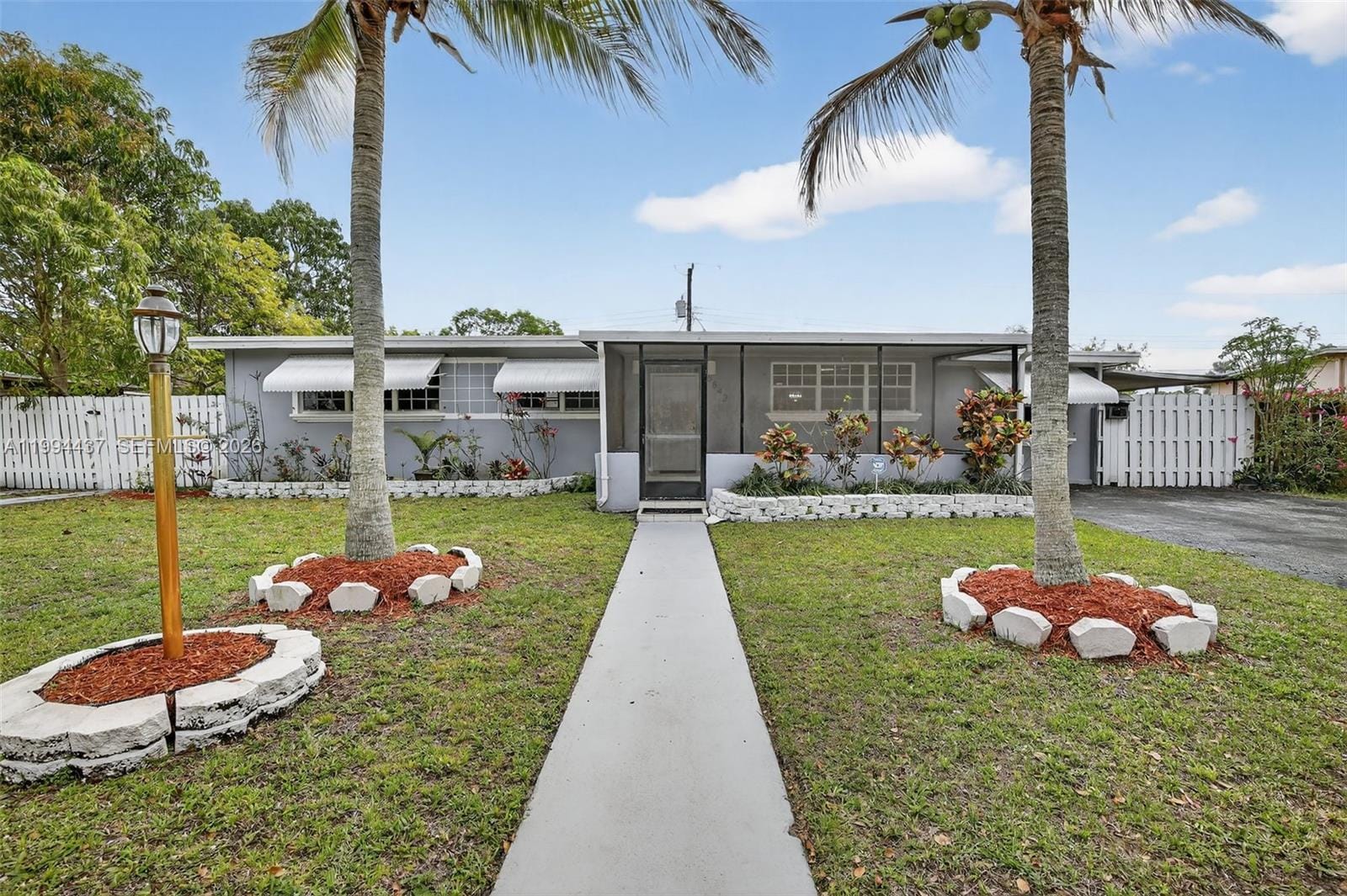 6842 NW 15th Street, Plantation, FL 33313