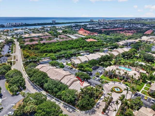 236 Village Boulevard, Tequesta, FL 33469