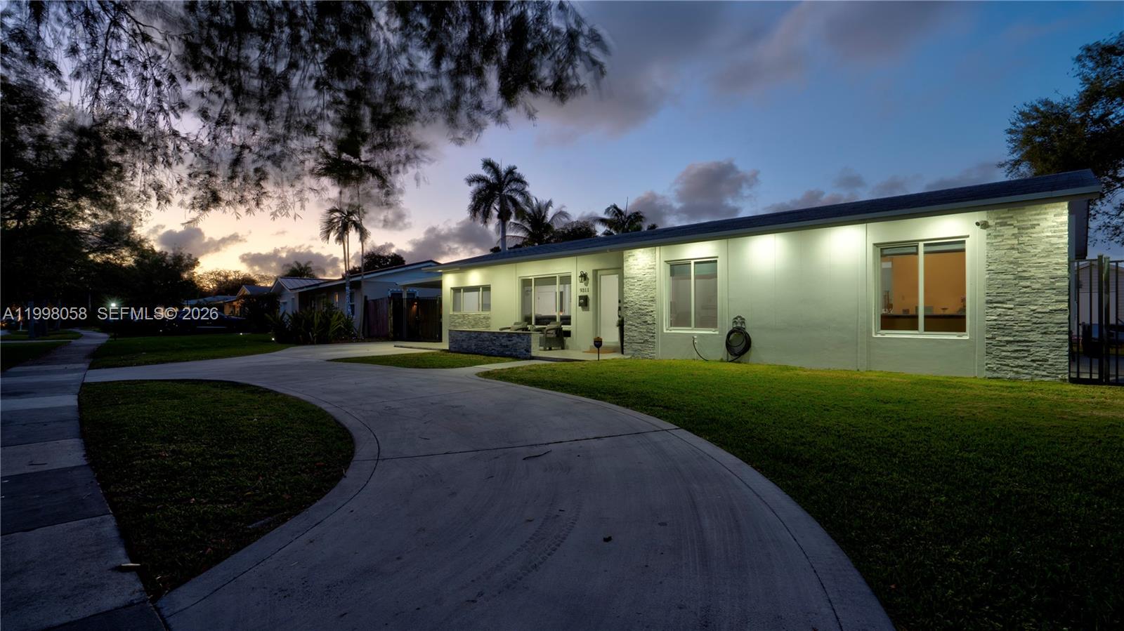 9311 Sterling Drive, Cutler Bay, FL 33157 photo 14