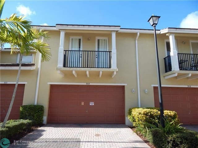 4720 Mimosa Place 909, Paloma Lakes, Coconut Creek, FL