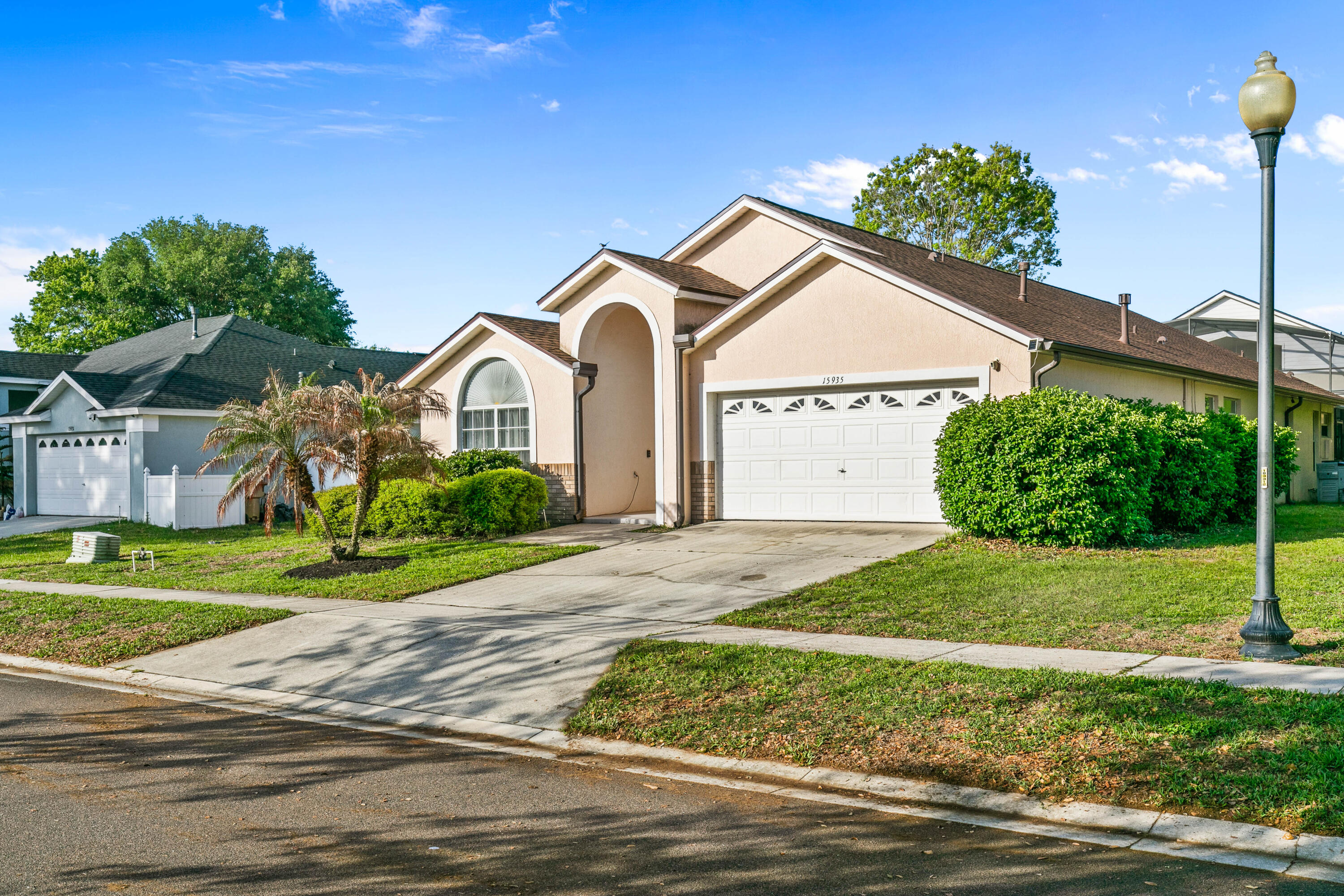15935 Heron Hill Street — photo 2