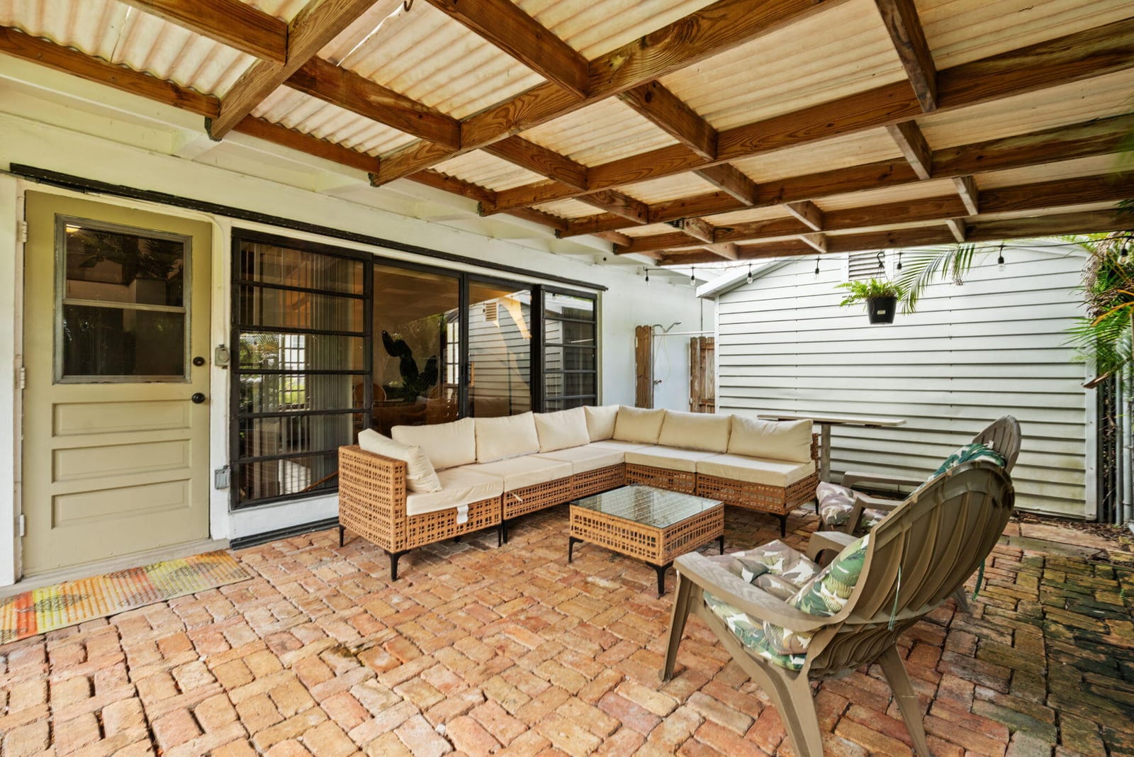 2512 Sugarloaf Lane — photo 4
